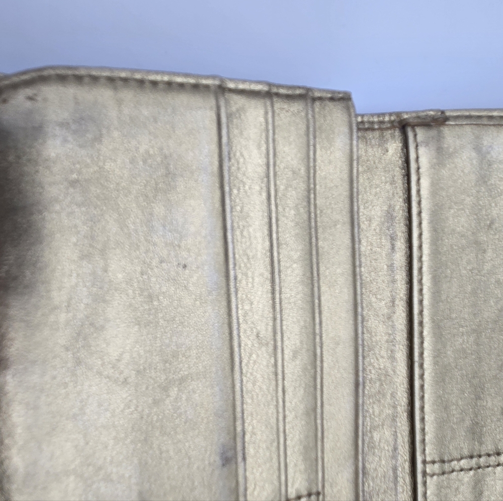 Coach Turnlock Gold Signature C Wallet - Picture 8 of 14